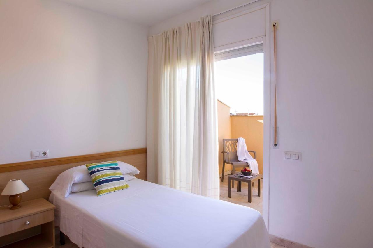 Apartaments La Torreta 阿尔塔夫拉 外观 照片